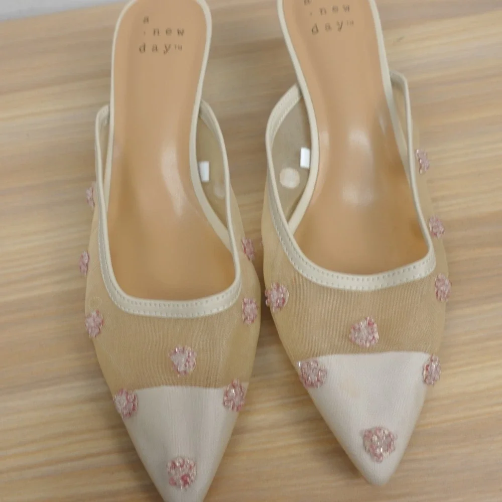 Floral Bead Mule Sandals Women 8.5 Tan Mesh Cottage Fairy Kitten Heel A NEW DAY